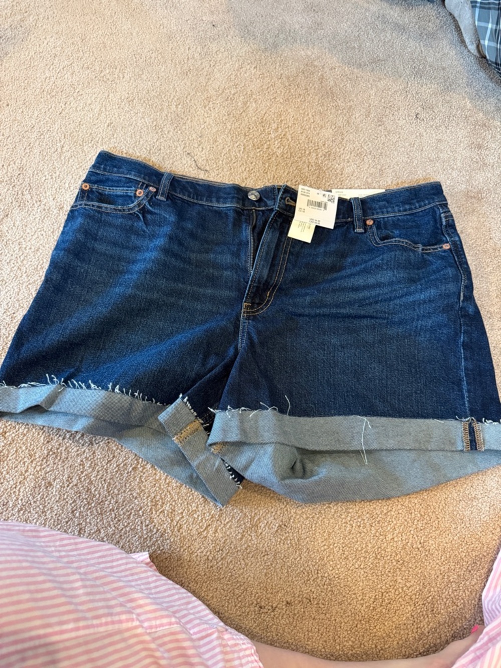 American Eagle Outfitters Dark Blue Denim Rolled-Hem Women's Shorts